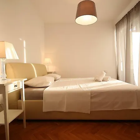 Papalinna Centar *